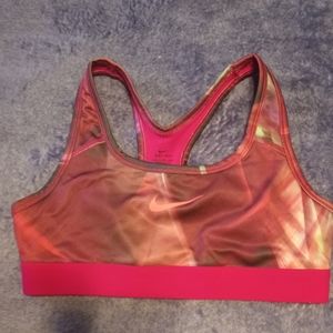 Nike women bra size medium